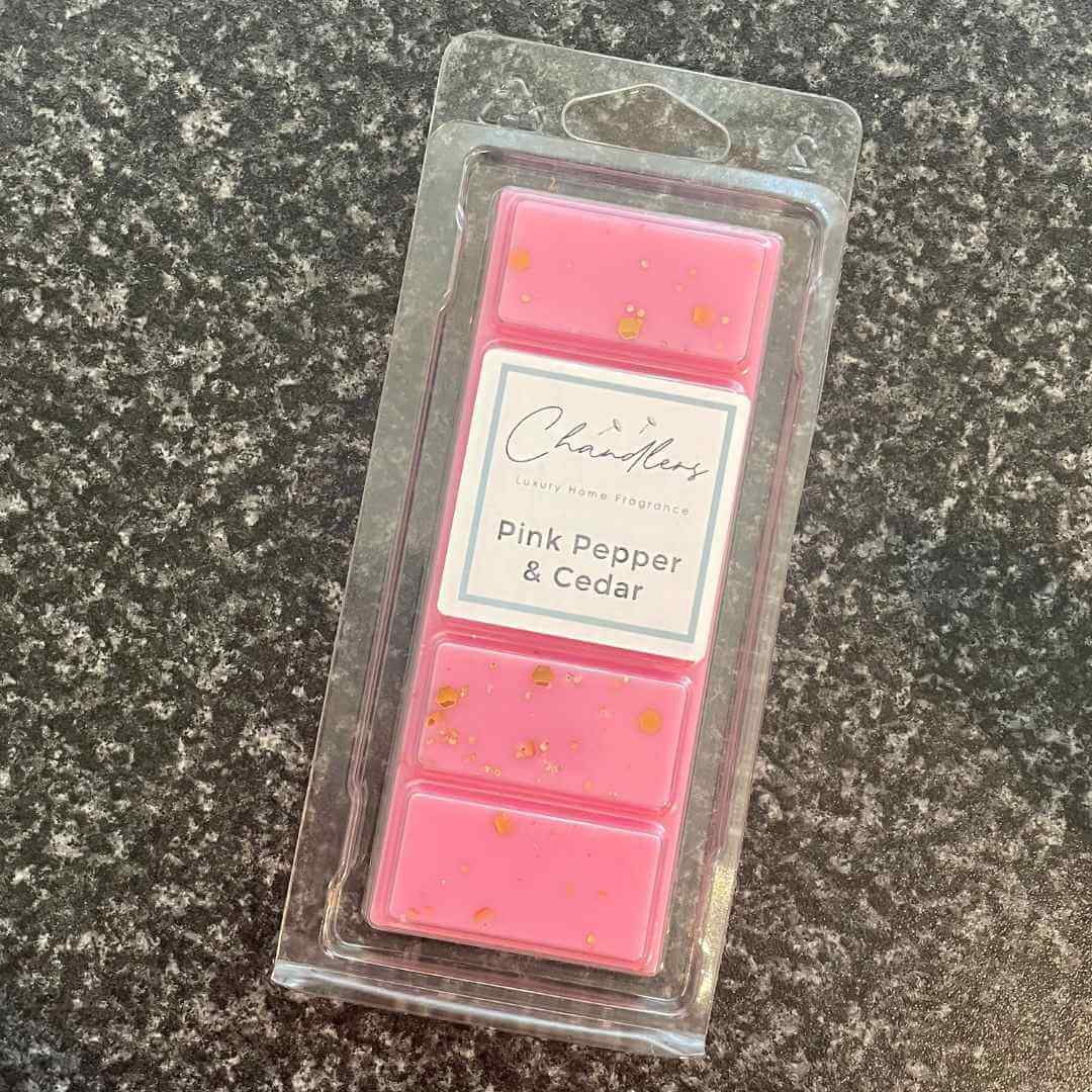 pink pepper & cedar wax melt