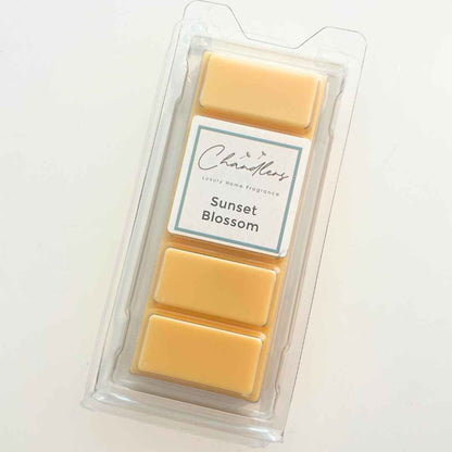 Sunset Blossom wax melt snapbar by Chandlers with green leaf, summer fruits, florals, musk and vanilla fragrance